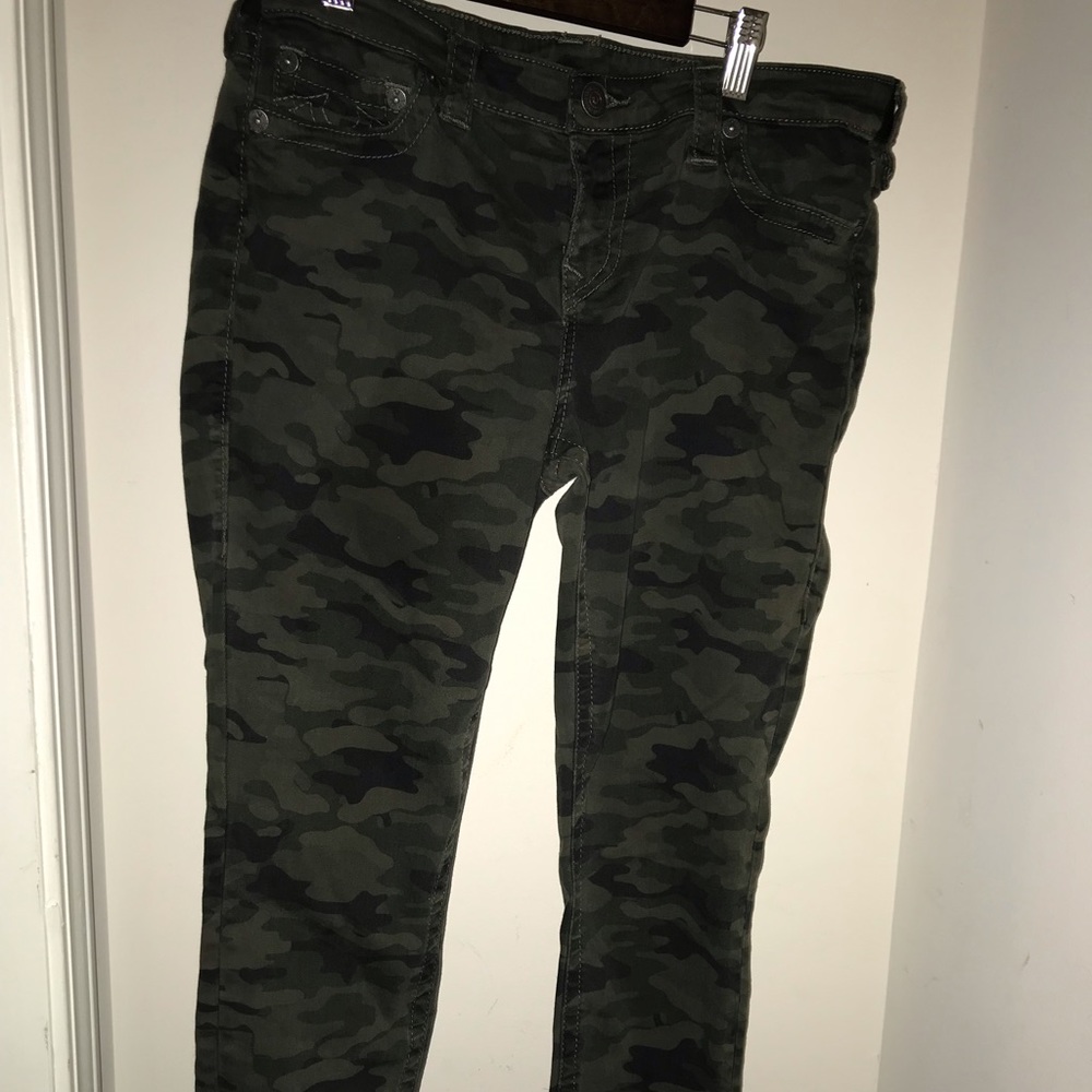 True Religion Camo jeans size 32 American size 10